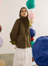 Load image into Gallery viewer, Hunter Bell Howell Cropped Trench | Khaki Brown