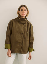 Load image into Gallery viewer, Hunter Bell Howell Cropped Trench | Khaki Brown