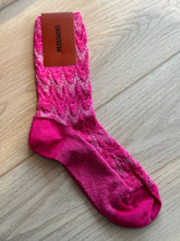 Load image into Gallery viewer, Missoni Iconico Mid Length Zig Zag Socks | Assortment