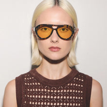 Load image into Gallery viewer, Edera Juliet Scales Acetate Sunglasses