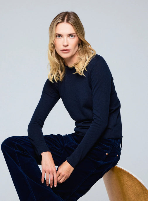 Majestic Filatures 100% Machine Washable Cashmere Long Sleeve Crewneck | Marine Navy
