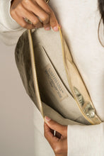 Load image into Gallery viewer, Uashmama Sling Crossbody Bag | Platino Gold