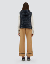 Load image into Gallery viewer, Herno VEST IN NYLON ULTRALIGHT AND MONOGRAM | Navy Blue