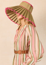 Load image into Gallery viewer, FINAL SALE Lorna Murray Flamingo Island Resort Hat | Extra Maxi