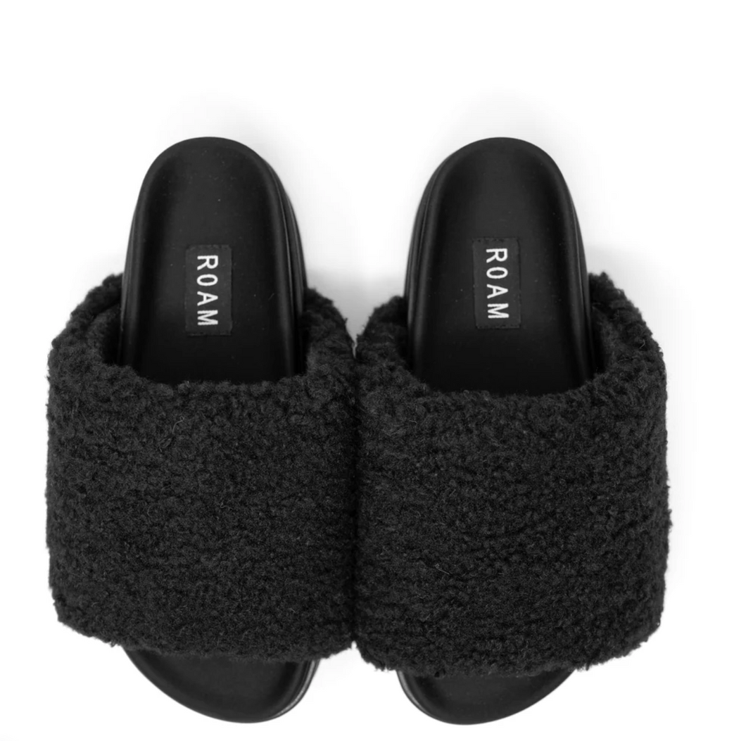 Roam Fuzzy Platform | Black