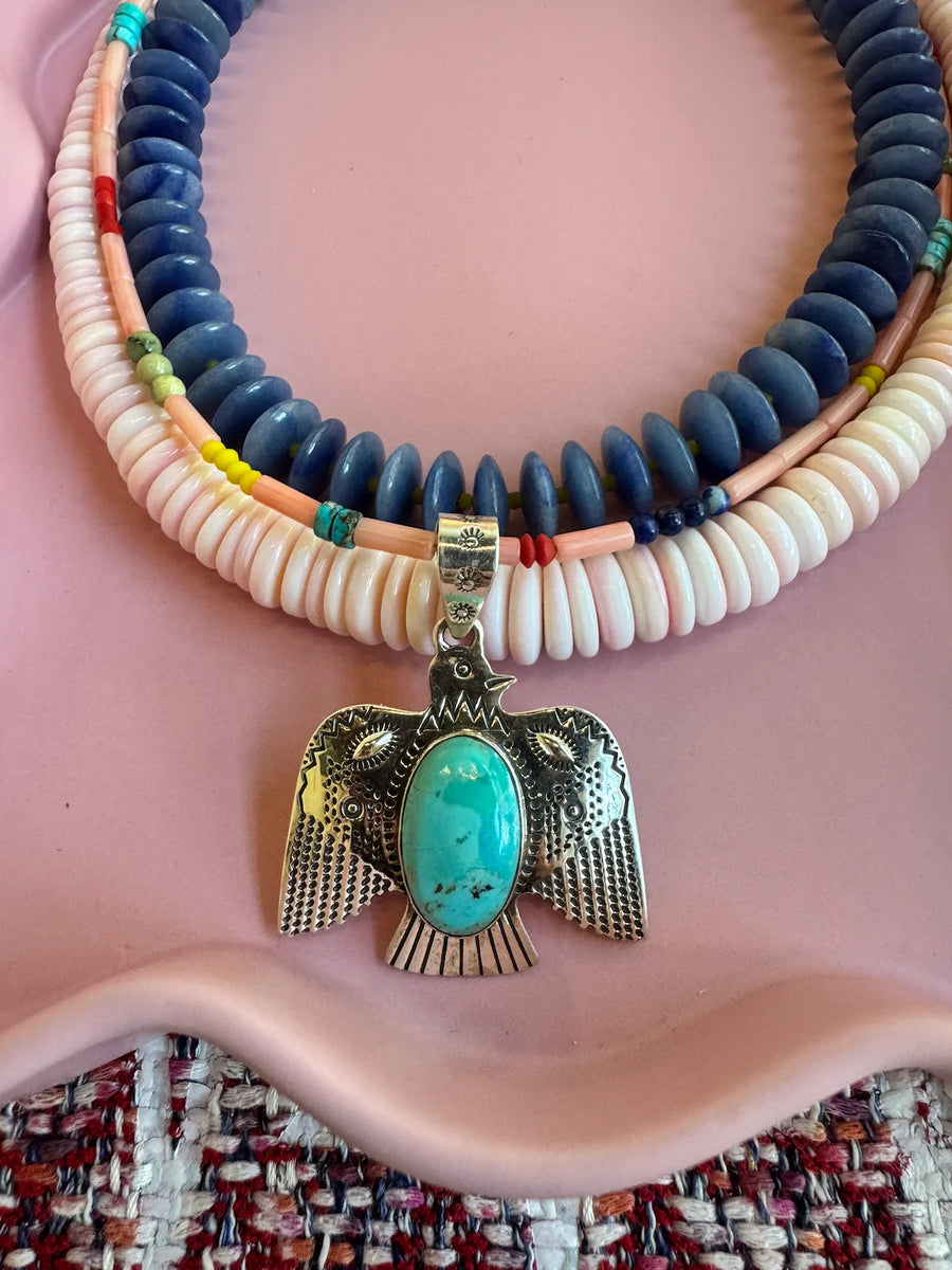 Gather Goods Graduated Conch Shell Necklace – Cat & Kate Boutique
