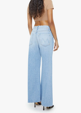 Load image into Gallery viewer, Mother Denim PETITES The Lil Lemon Twist Sneak | Munchies
