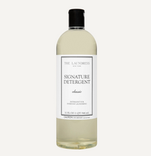 Load image into Gallery viewer, The Laundress Signature Detergent | Classic