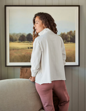 Load image into Gallery viewer, Frank &amp; Eileen Patrick Popover Henley | Vintage Jersey | Vintage White