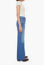 Load image into Gallery viewer, Mother Denim Snacks The Lemon Twist Jeans | Rolling In The Dough