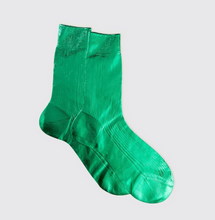 Load image into Gallery viewer, Maria De La Rosa One Ribbed Metallic Socks | Assortment
