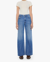 Load image into Gallery viewer, Mother Denim Snacks The Lemon Twist Jeans | Rolling In The Dough