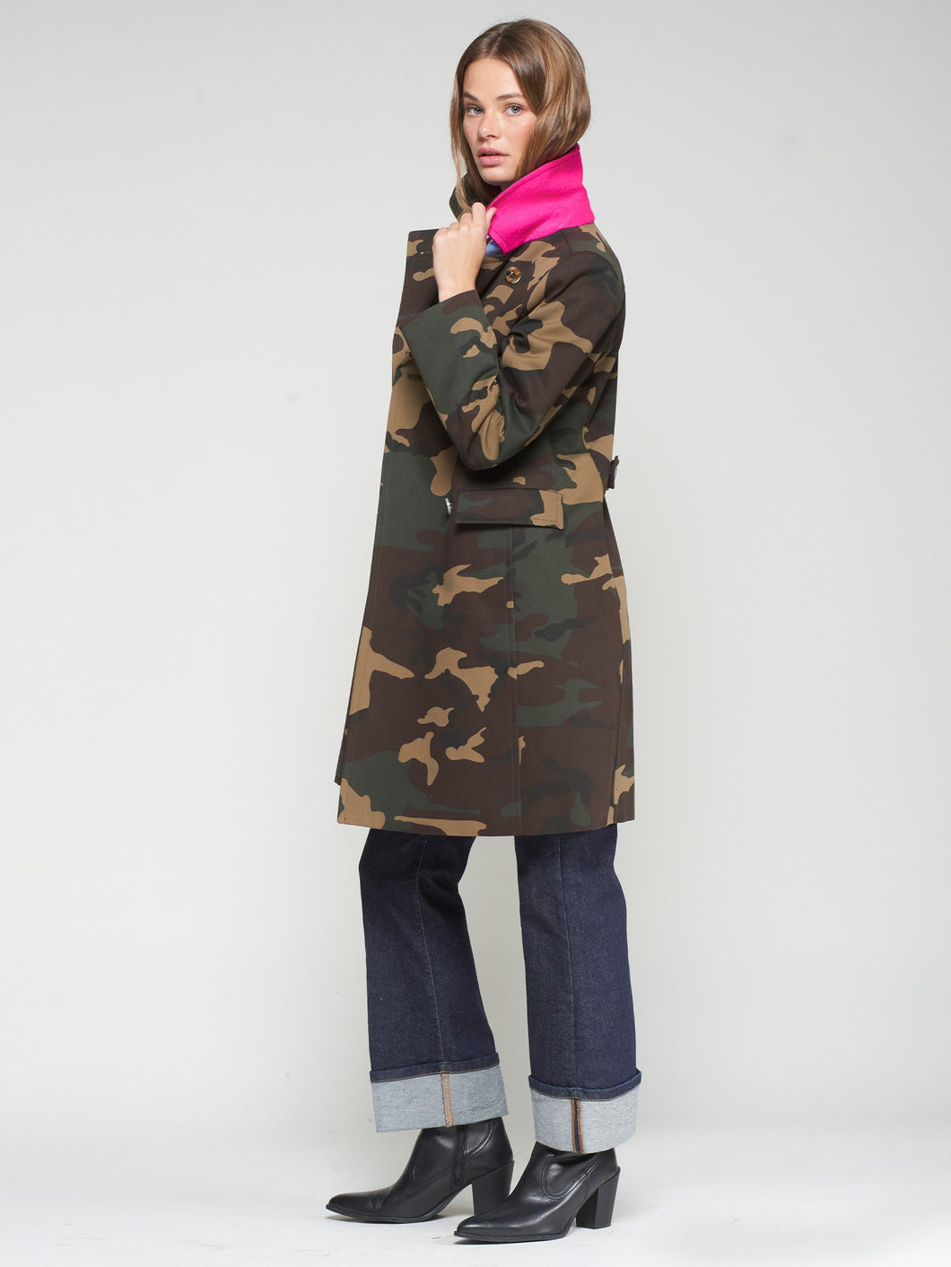 Vilagallo Camouflage Trench Coat | Neon Pink