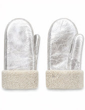 Load image into Gallery viewer, Ilda's Sheep Paris Le Mittens | Metallic Silver