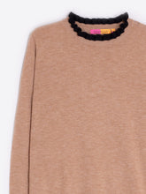 Load image into Gallery viewer, Vilagallo Camel &amp; Black Ruffle Sweater