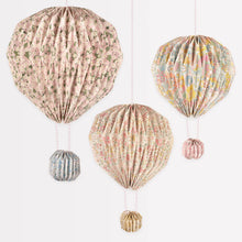 Load image into Gallery viewer, Meri Meri X Liberty London Origami Balloon Decorations