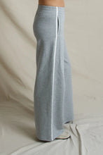 Load image into Gallery viewer, Perfect White Tee Mikos Travel Wide Leg Pant With Pockets