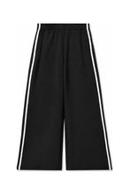 Load image into Gallery viewer, Perfect White Tee Mikos Travel Wide Leg Pant With Pockets | True Black