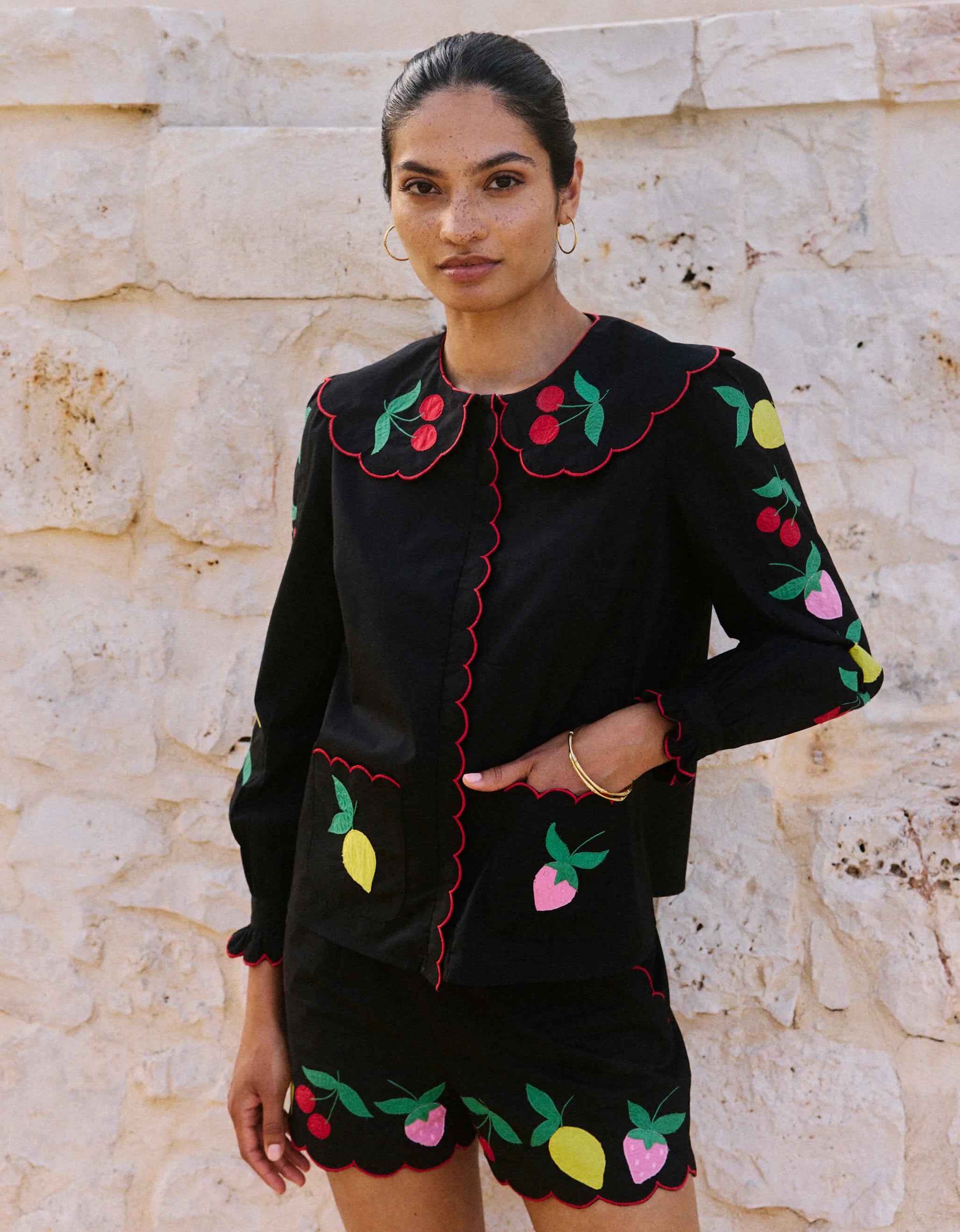 FINAL SALE Pink City Prints Feeling Fruity Apple Blouse | Black