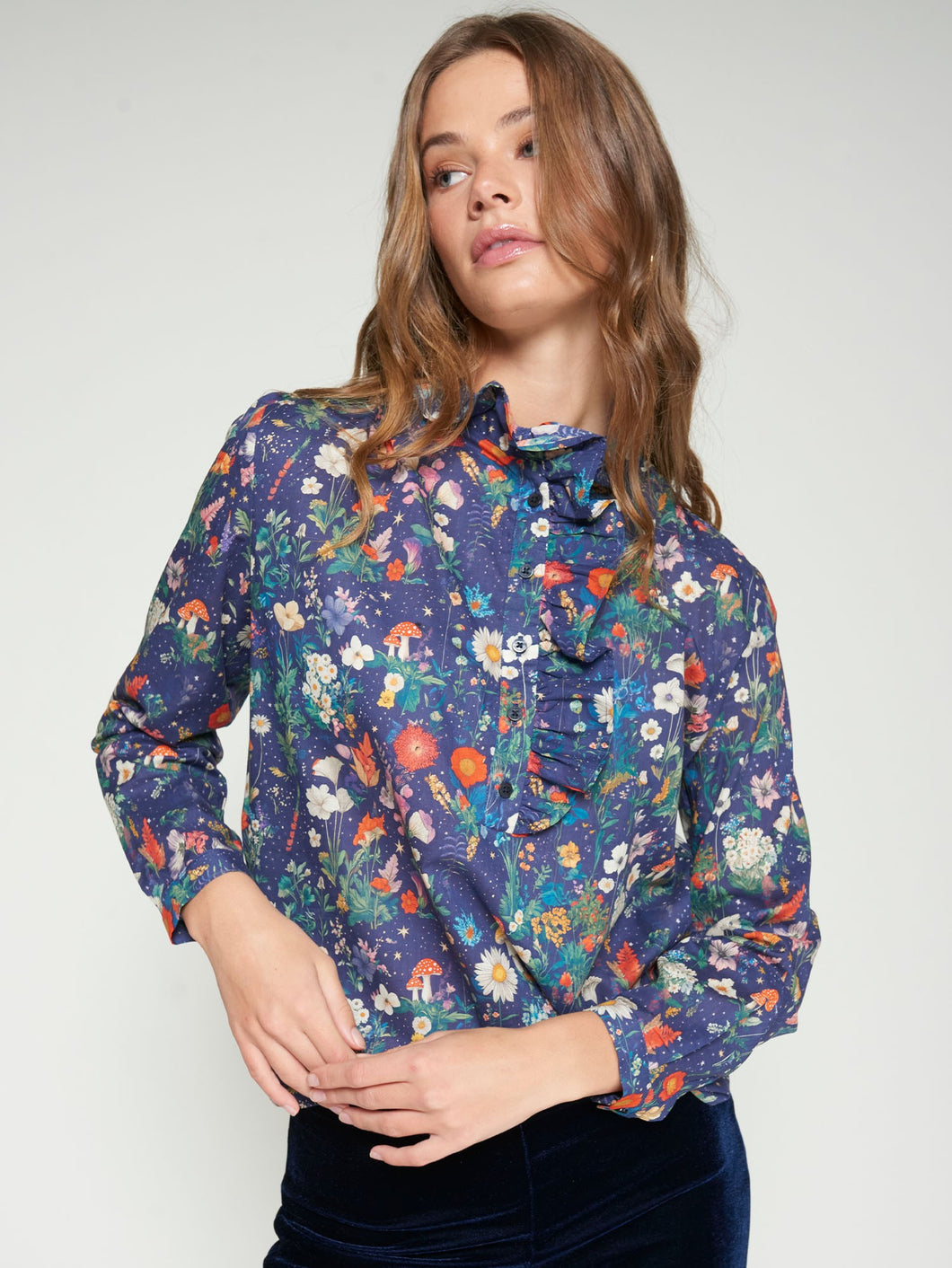 Vilagallo Funghi Floral Top | Navy