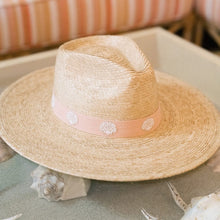 Load image into Gallery viewer, Sunshine Tienda Shell Haven Palm Hat