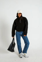 Load image into Gallery viewer, Perfect White Tee Tristan Sherpa Fleece Half Zip Sweatshirt Jacket With Pockets | Black