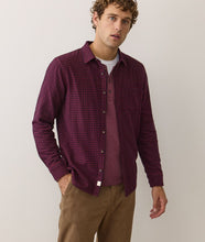 Load image into Gallery viewer, Men&#39;s Marine Layer Tahoe Flannel Shirt | Navy &amp; Red Gingham