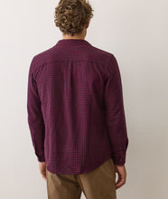 Load image into Gallery viewer, Men&#39;s Marine Layer Tahoe Flannel Shirt | Navy &amp; Red Gingham