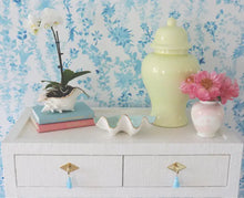 Load image into Gallery viewer, Handmade Clam Shell Bowls | Multiple Colors