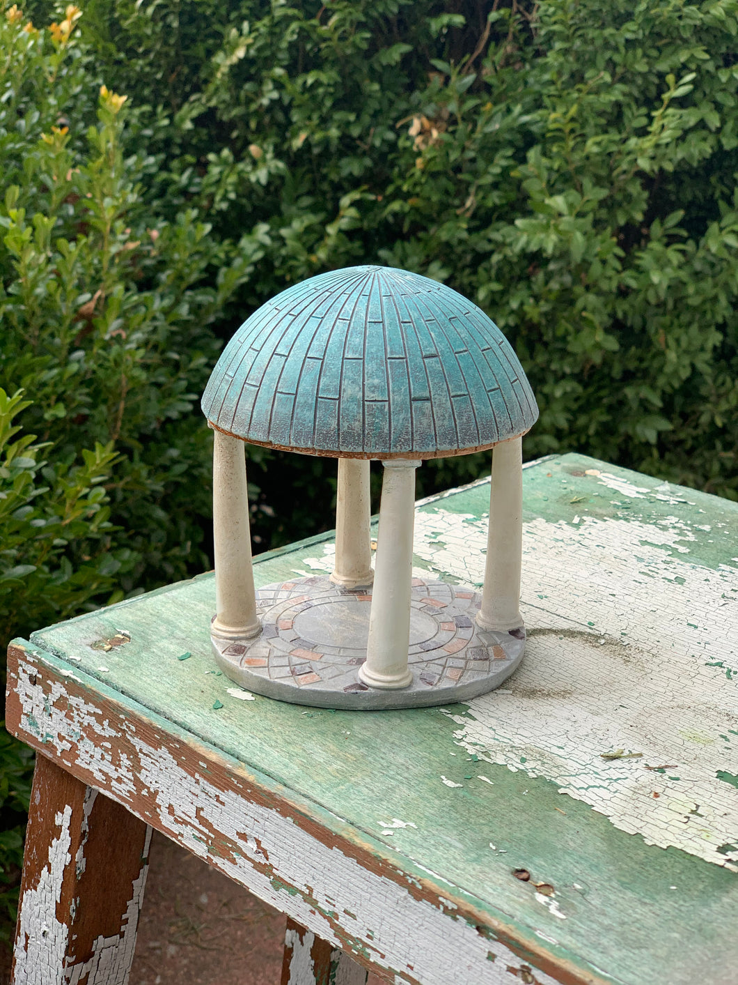 Miniature Greenbrier Springhouse