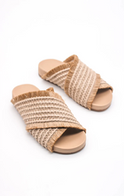Load image into Gallery viewer, Kaanas Kota Raffia Slide