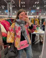 Load image into Gallery viewer, Nyla Quilted Jacket | Fall Daydream Floral