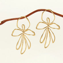 Load image into Gallery viewer, Mignonne Gavigan Sade Earrings